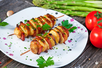 Roasted potatoes with bacon