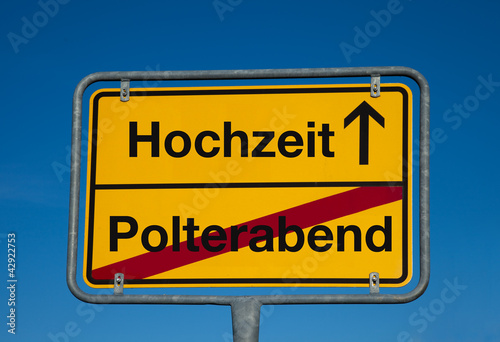 "Wechselschild POLTERABEND - HOCHZEIT" Stockfotos und ...