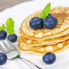 Pfannkuchen mit Blaubeeren