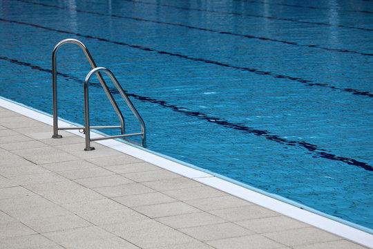 Schwimmbad