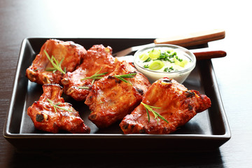 Spare ribs with sour cream