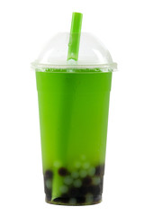 Bubble Tea grün mit exaktem Beschneidungspfad