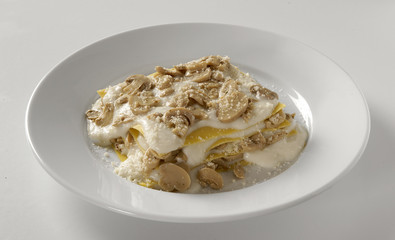 Lasagne bianche ai funghi