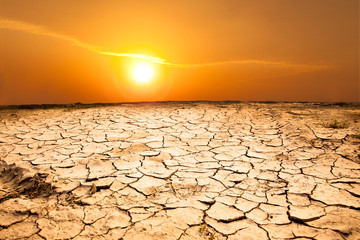 Naklejka premium drought land and hot weather