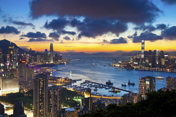 Fototapeta premium Hong Kong skyline at sunset