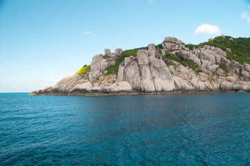 Fototapeta na wymiar Rock island at Koa Toa thailand