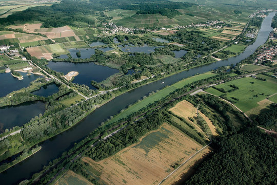 Lacs de Remerschen , Le Luxembourg vue du Ciel