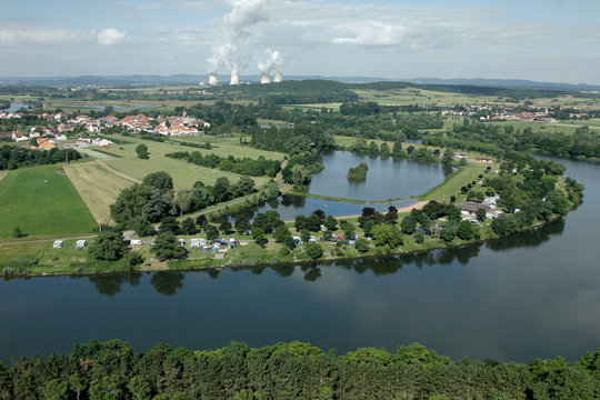 la Moselle et la central nucléaire de cattenom
