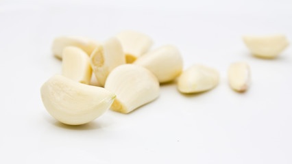 Fototapeta na wymiar garlic on a white background
