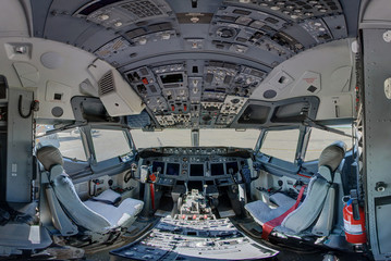 737 team travel aircraft cockpit wide angle