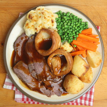 Sunday Roast Beef Dinner