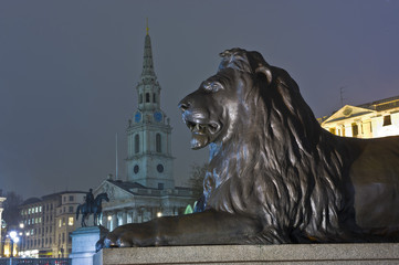 Leone fronteggiante St martin in the fields