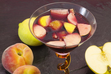 ssangria cocktail with ingredient