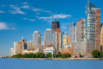 View on Manhattan from Hudson river - obrazy, fototapety, plakaty
