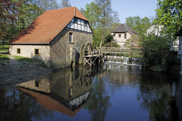 Fototapeta na wymiar Ölmühle w Lemgo-Brake