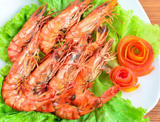 Fresh grilled shrimps