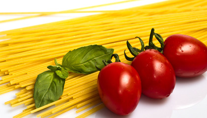Spaghetti e pomodini