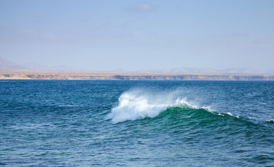 breaking wave