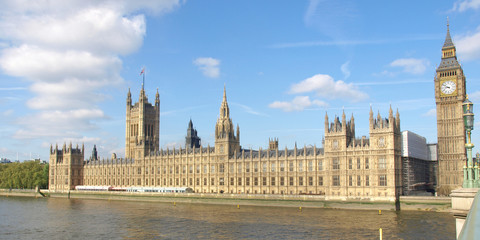Houses of Parliament © Claudio Divizia