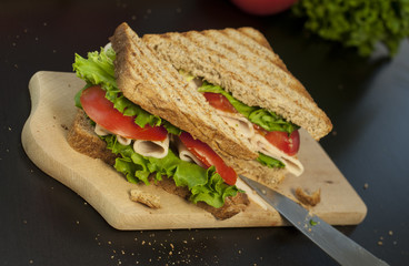 whole grain turkey sandwich