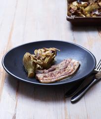 Fenouil au four et bacon grillé