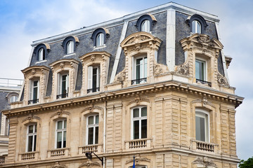 altes Haus - Altbau in Paris - Wohnung