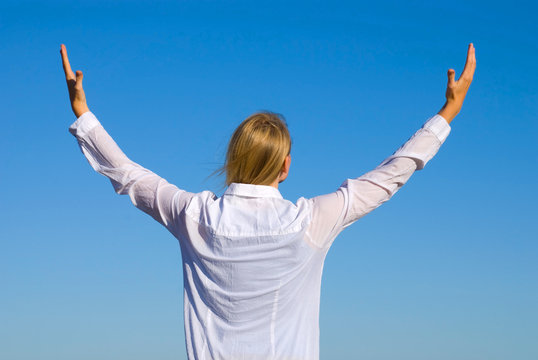 Mensch empf&auml;ngt Botschaft