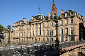 Fototapeta na wymiar Francja, Bas Rhin, Le Palais Rohan w Strasburgu