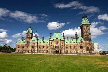 Fototapeten The East Block of Parliament Hill, Ottawa, Ontario, Canada © Natalia Pushchina