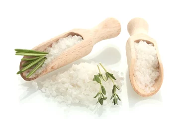 Papier Peint photo Herbes 2 sel avec du romarin et du thym frais isolated on white