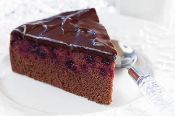 Chocolate blackcurrant cake