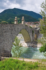 Fototapeta premium Hunchback Bridge. Bobbio. Emilia-Romagna. Italy.