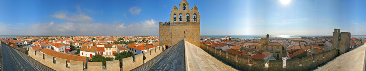 Stes Maries de la Mer dal tetto della chiesa