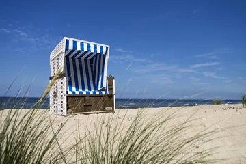 Fotobehang Noordzee strandstoel © Alex Hagmann
