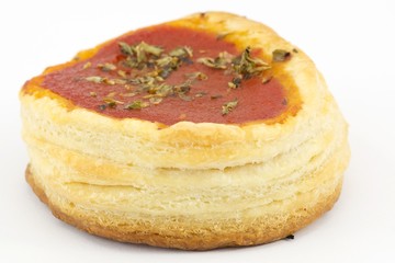 pizzette rosse di pasta sfoglia