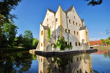 Wasserschloss Klaffenbach Saxony © twoandonebuilding
