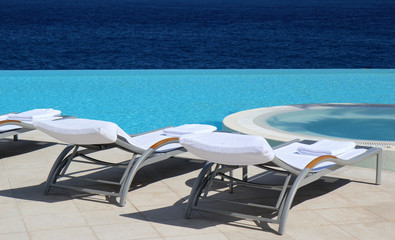 Plakat luxury outdoor swimmingpool chair