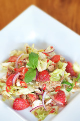 Tuna spicy salad