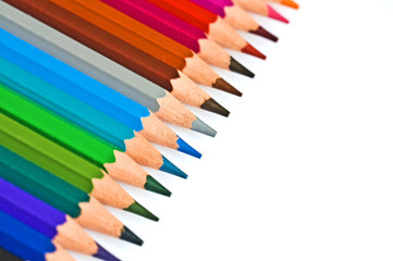 Crayons de couleur alignés diagonale