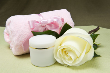 Obraz na płótnie Canvas scented products for body care
