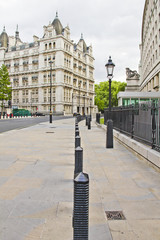 Naklejka premium Street view of the Whitehall Court, London