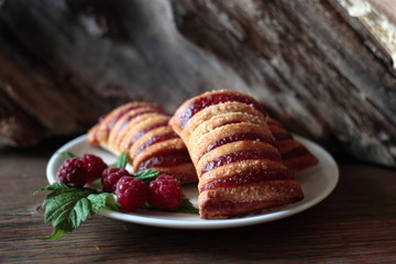 Strudel with raspberry