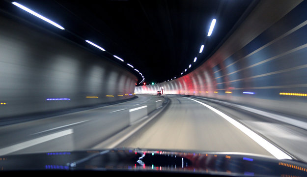 Fototapeta front of the car in the tunnel