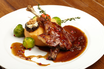 duck with potatoes