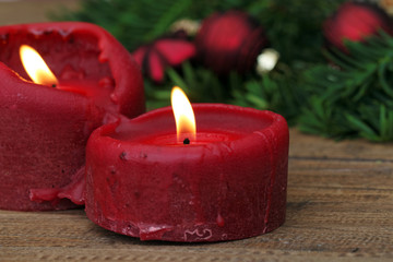 Rote Kerzen