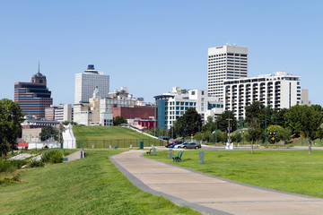 Fototapeta na wymiar Memphis Downtown Skyline Park