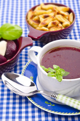 red one prays with garlic and basil