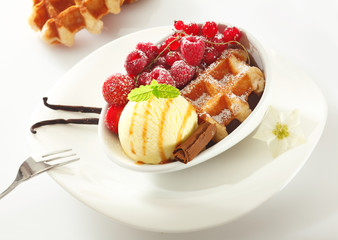 Waffle with icecream and berries