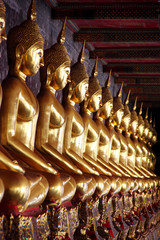 Fototapeta premium Buddha image in balcony of temple