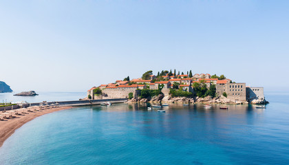Fototapeta na wymiar St. Stefan wyspa panorama